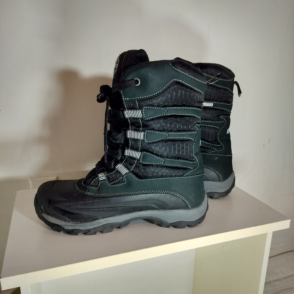 Khombu Black and Gray Men's Boots - Picture 2 of 6